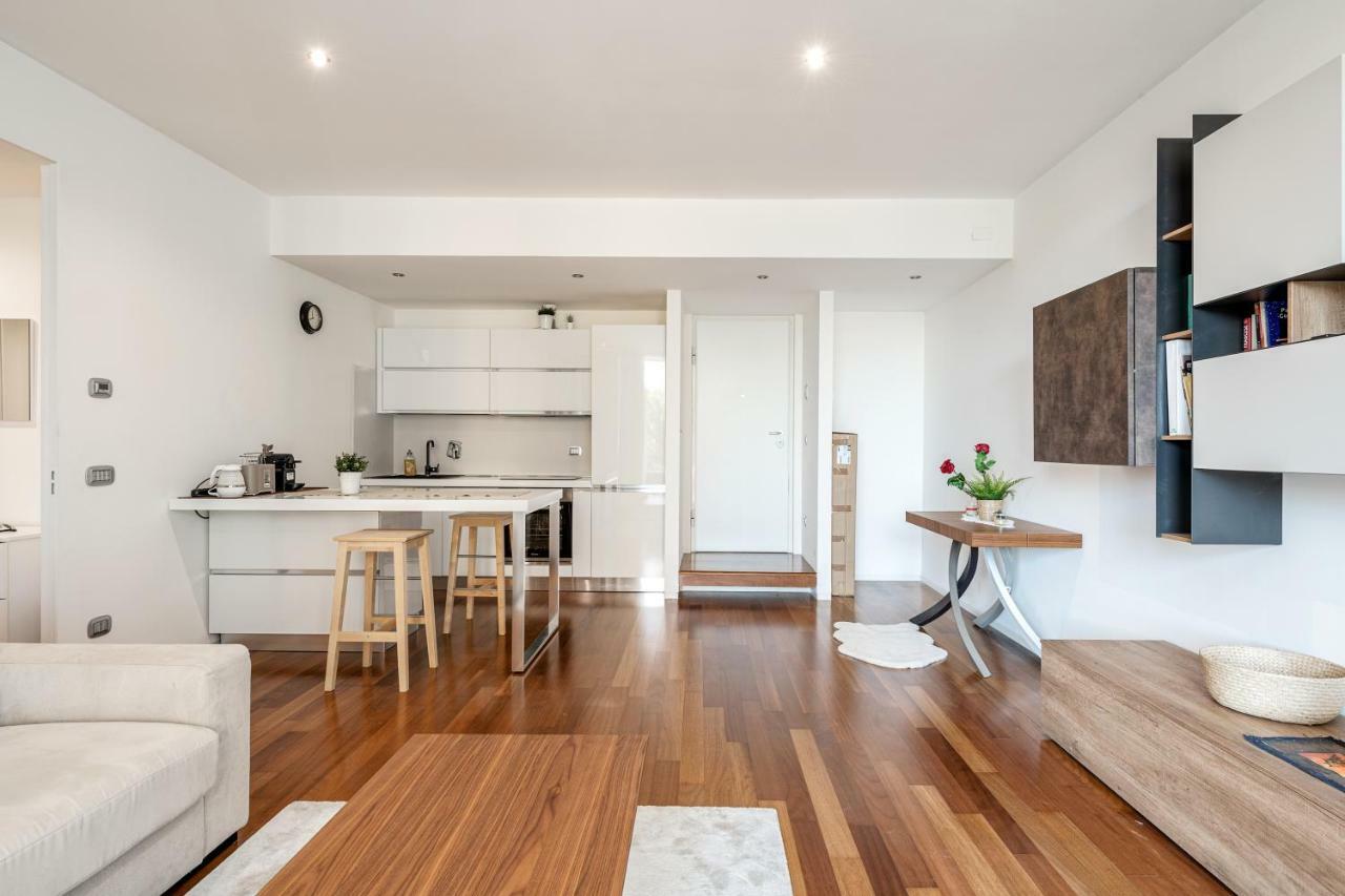 Rifredi Station Exclusive Apartment フィレンツェ エクステリア 写真